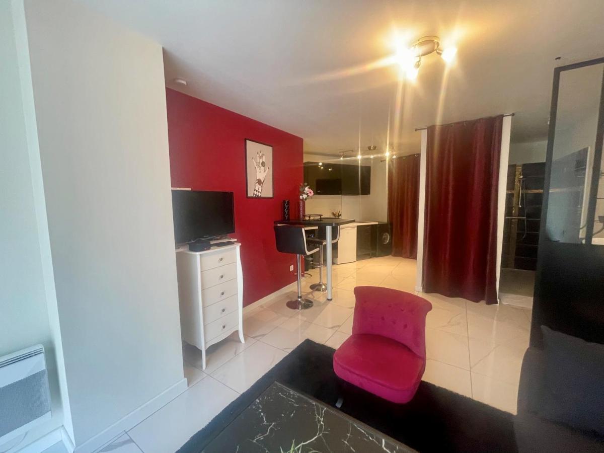 Studio Barok Proche Autoroute, Plages Et Attractions, Wifi - Tv, Calme Bessan 외부 사진